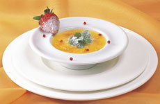 「オレンジと苺の冷製スープ」