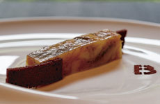 「Terrine de banane et rhum raisin」（制作＝西原裕勝）