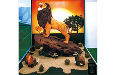 【優秀工芸賞】「百獣王ライオン」山本隆夫氏