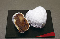 「和三盆とほうじ茶のシュトーレン」