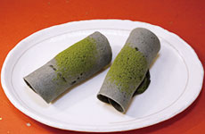 「薄墨まき」制作＝杉山慎一氏