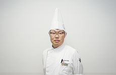 中川昌幸氏