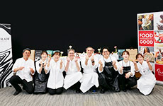 終了後、笑顔の講師とアシスタントの皆さん
