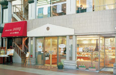 ドンク三宮本店の外観
